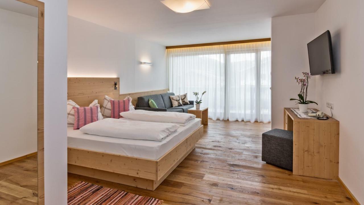 Hotel Moritz Dobbiaco Eksteriør billede