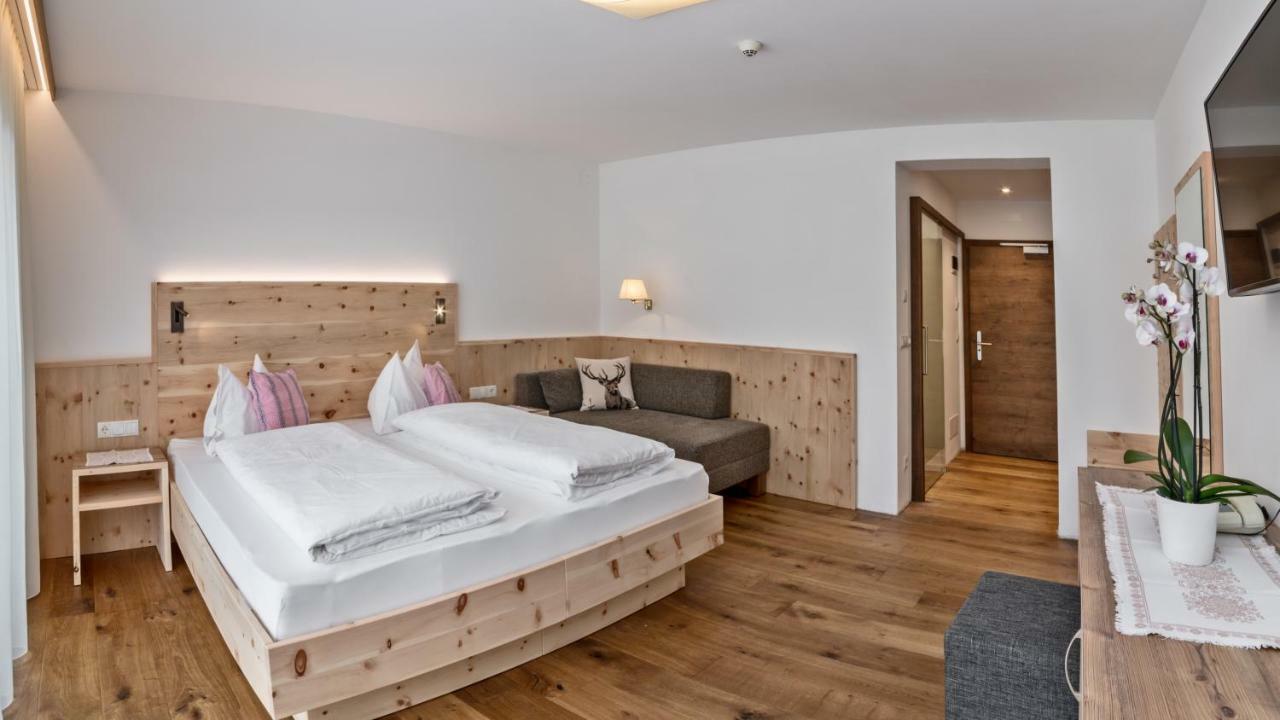 Hotel Moritz Dobbiaco Eksteriør billede