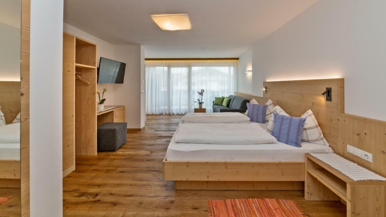 Hotel Moritz Dobbiaco Eksteriør billede