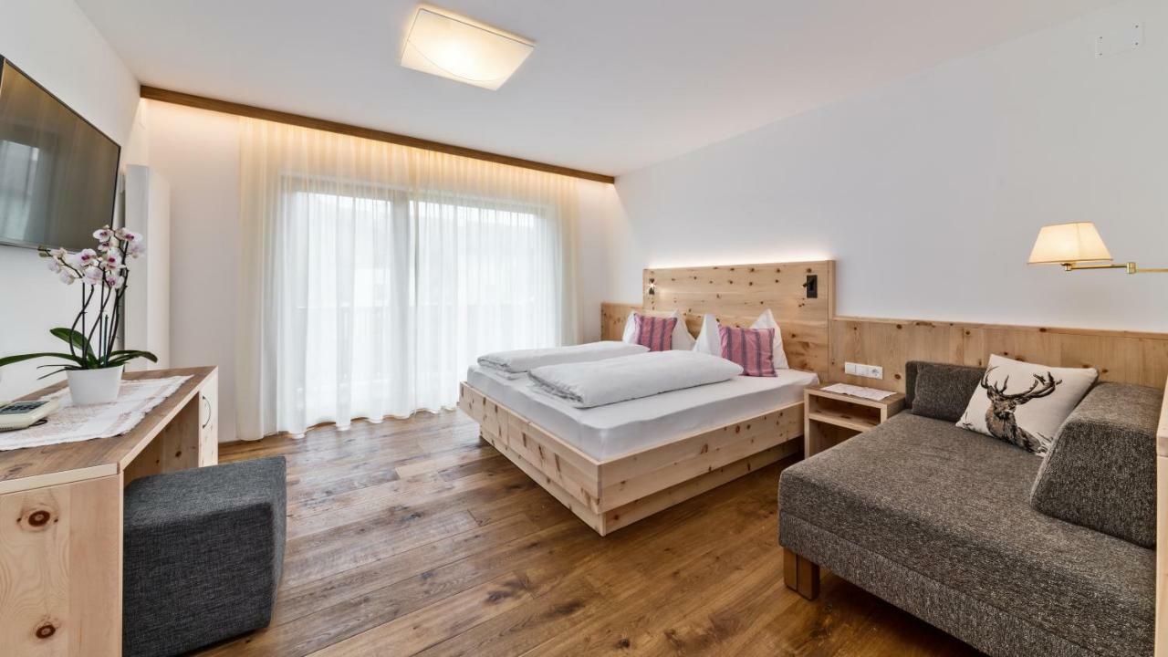 Hotel Moritz Dobbiaco Eksteriør billede